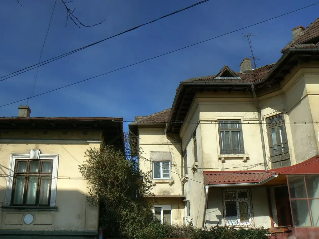 Residential construction representing build finance