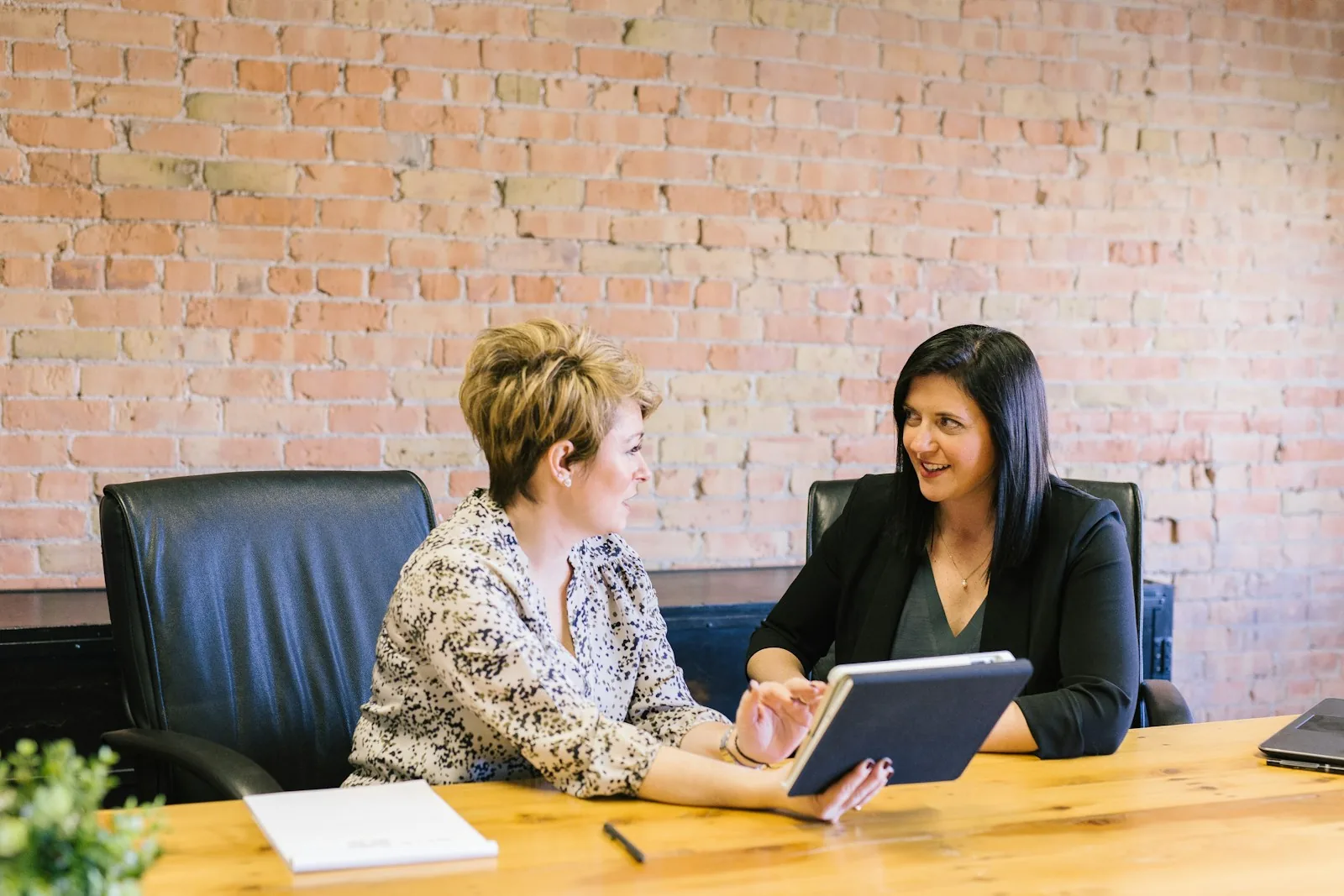 Business transaction discussion for acquisition finance
